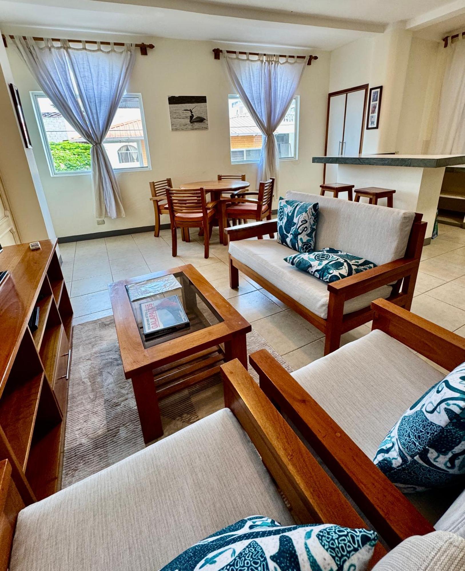 Torre Mar Galapagos Boutique Suites Puerto Ayora  Kültér fotó